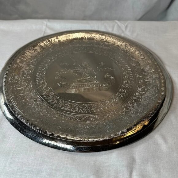 Antique Highly Crafted Decorative Plate - Picture 2 of 8